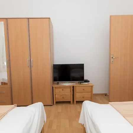 Central Beach - Exceptional Location * Baska Voda