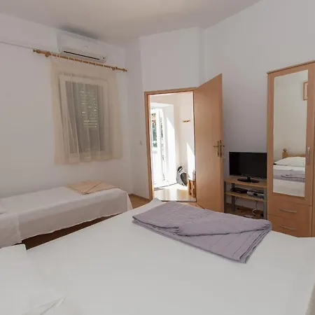 Apartment Central Beach - Exceptional Location Baska Voda