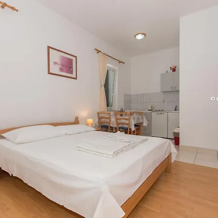 Central Beach - Exceptional Location Apartament